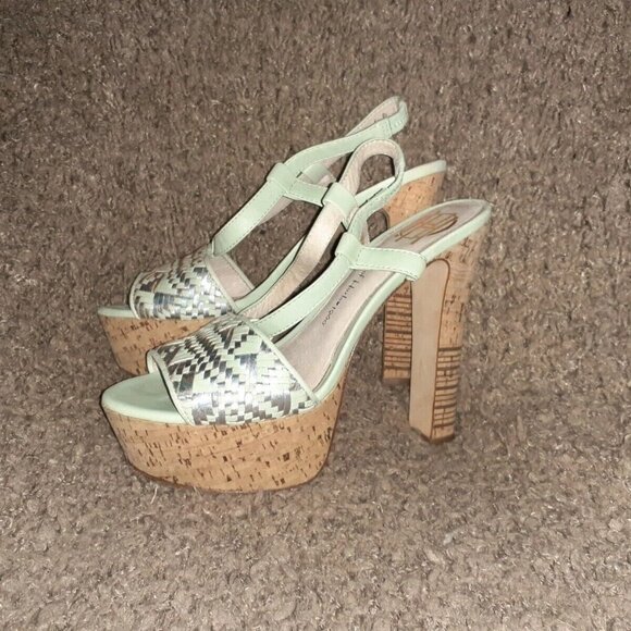 HOUSE OF HARLOW 1960-Sea Green/Silver Leather Platform Heels-Sample-Sz 6 - Picture 2 of 7